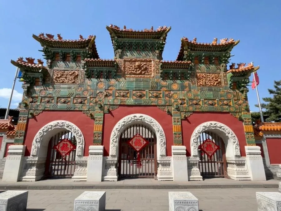 archway-in-fahua-temple-datong-jpg archway-in-fahua-temple-datong-jpg