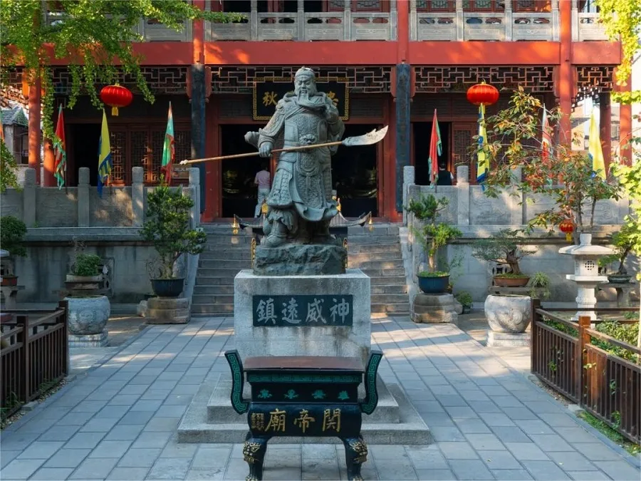 art-and-sculptures-in-guandi-temple-in-jingzhou-jpg art-and-sculptures-in-guandi-temple-in-jingzhou-jpg