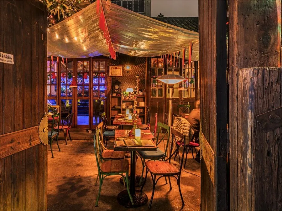 bars-and-cafes-in-tianzifang-jpg bars-and-cafes-in-tianzifang-jpg