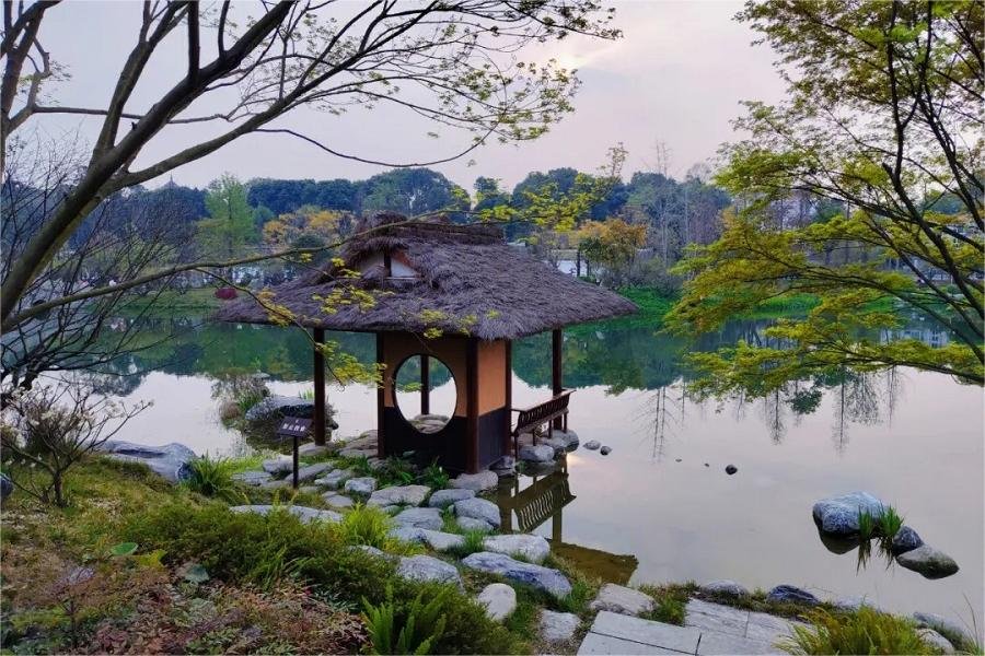 beautiful-setting-of-Chengdu-Sichuan-Tapestry-Woven-and-Embroidered-Museum beautiful-setting-of-Chengdu-Sichuan-Tapestry-Woven-and-Embroidered-Museum