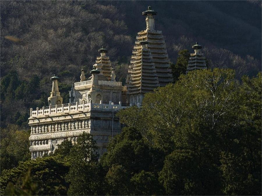 biyun-temple-in-xiangshan-park biyun-temple-in-xiangshan-park