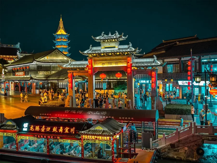 boat-ride-in-nanchan-temple-in-wuxi-jpg boat-ride-in-nanchan-temple-in-wuxi-jpg
