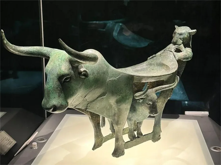 bronze-age-in-yunnan-provincial-museum-jpg bronze-age-in-yunnan-provincial-museum-jpg