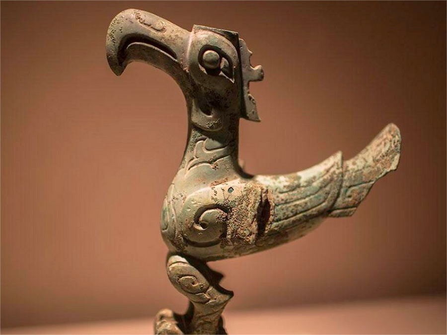 bronze-sculptures-in-sanxingdui-museum bronze-sculptures-in-sanxingdui-museum