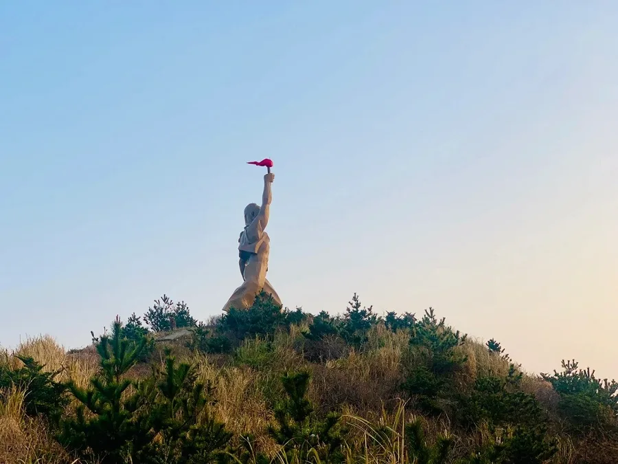 caibogong-statue-in-dongji-islands-jpg caibogong-statue-in-dongji-islands-jpg