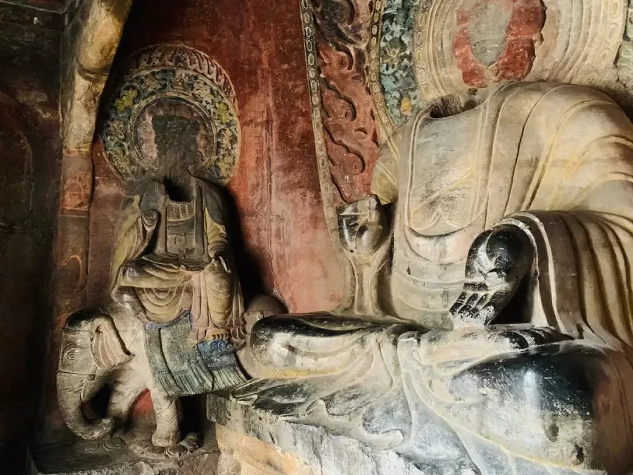 carving-techniques-in-xiangtangshan-caves-jpg carving-techniques-in-xiangtangshan-caves-jpg