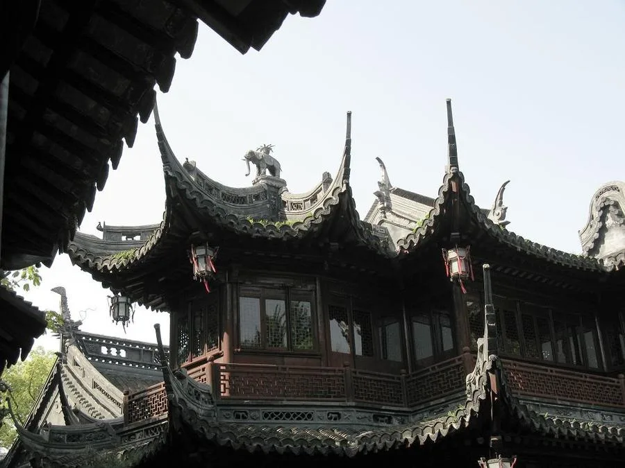 carvings-in-yuyuan-garden-3-jpg carvings-in-yuyuan-garden-3-jpg