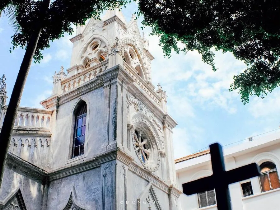 catholic-church-in-gulangyu-island-jpg catholic-church-in-gulangyu-island-jpg