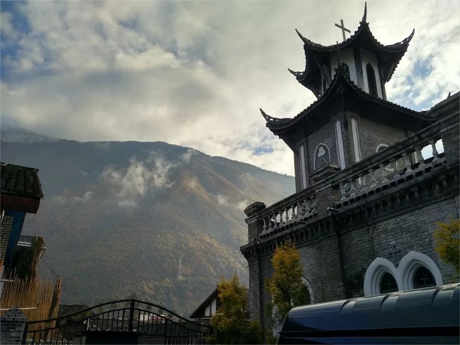 catholic-church-in-moxi-ancient-town-jpg catholic-church-in-moxi-ancient-town-jpg