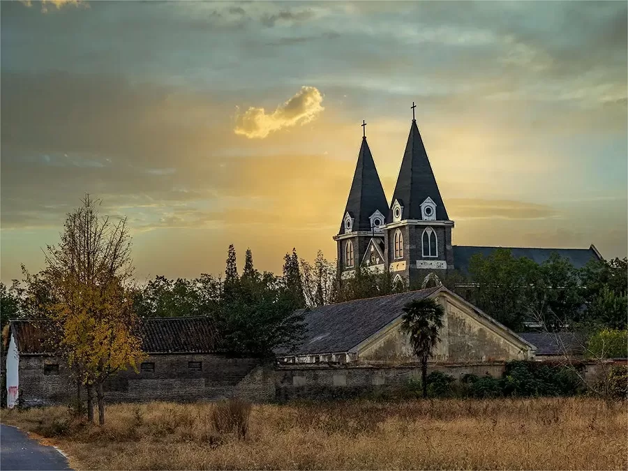 catholic-church-in-yaowan-ancient-town-jpg catholic-church-in-yaowan-ancient-town-jpg