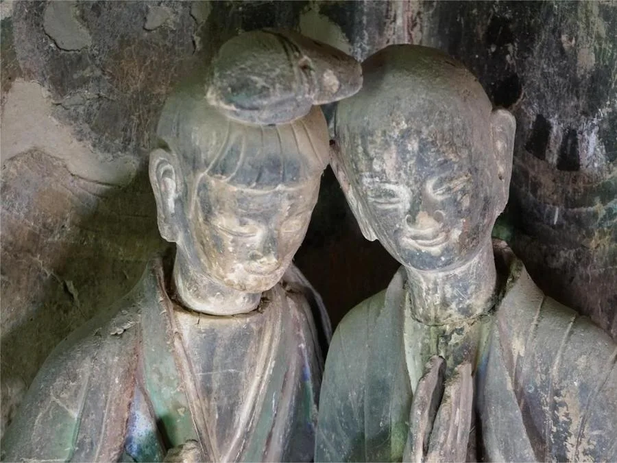 cave-121-in-maijishan-grottoes-jpg cave-121-in-maijishan-grottoes-jpg