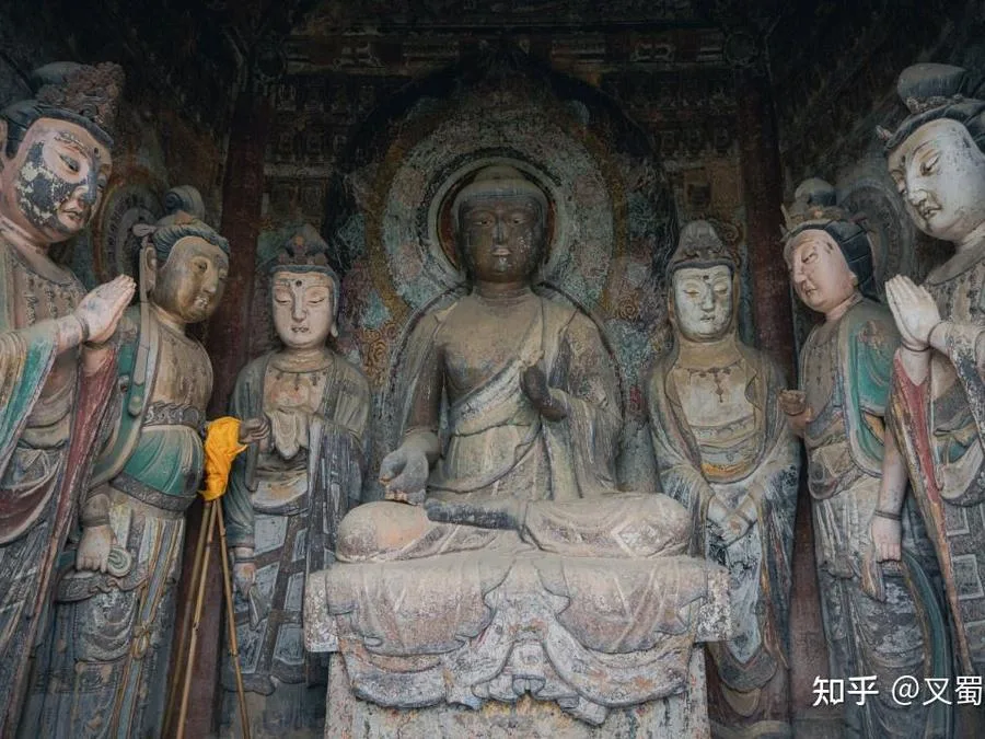 cave-4-in-maijishan-grottoes-jpg cave-4-in-maijishan-grottoes-jpg