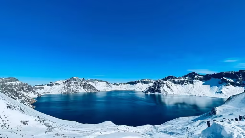 changbai-mountain-1024x576.avif_-4