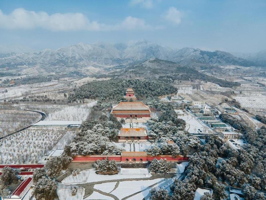 changling-tomb-in-ming-tombs changling-tomb-in-ming-tombs