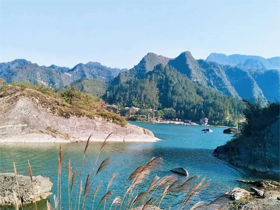 chaoyang-temple-island-in-xiaonanhai-national-geological-park-jpeg chaoyang-temple-island-in-xiaonanhai-national-geological-park-jpeg