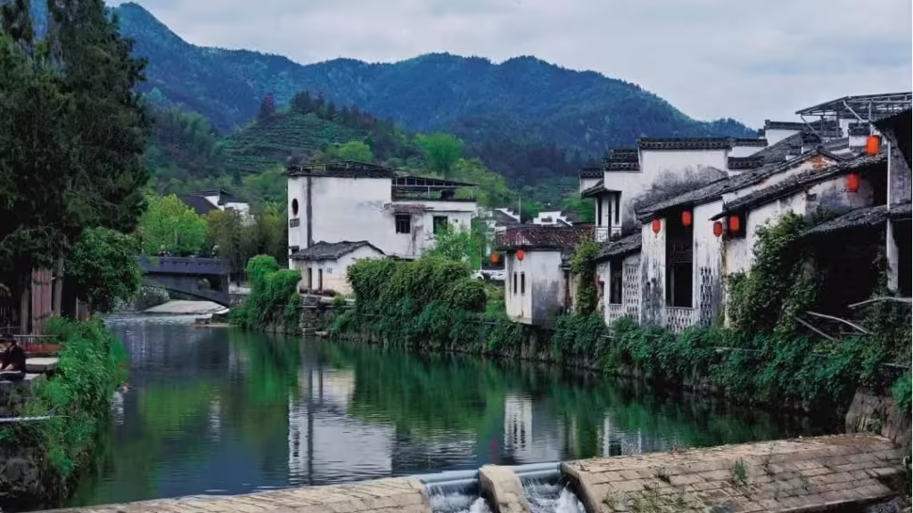 chengkan-Village-Anhui-1024x576.avif_