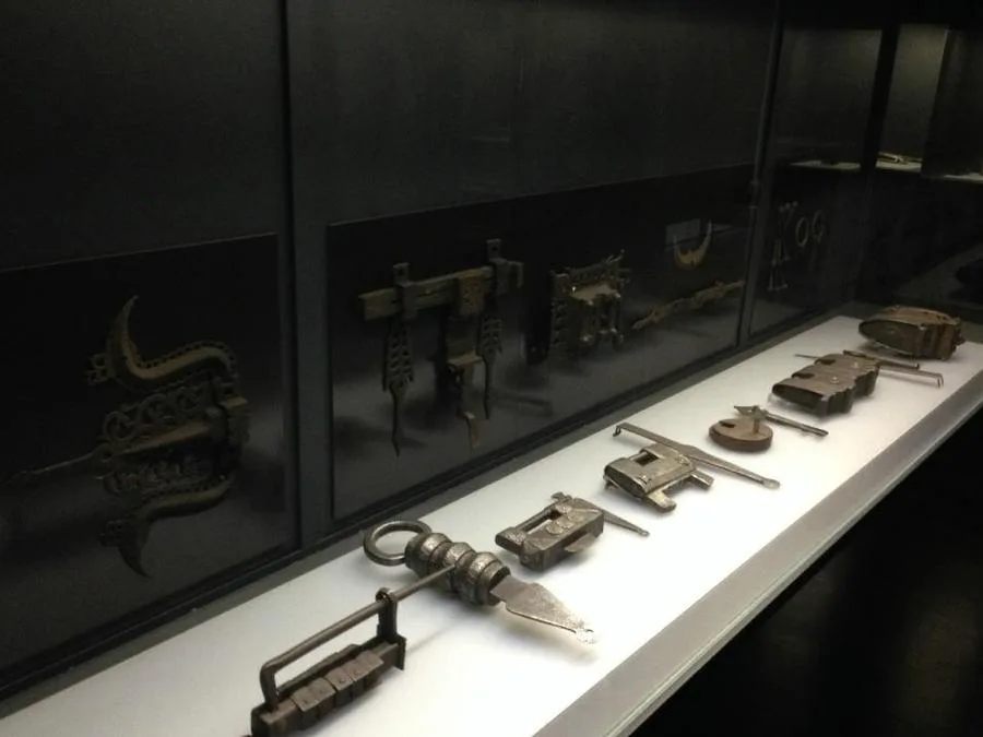 china-lock-museum-in-yantai-hill-park-jpg china-lock-museum-in-yantai-hill-park-jpg