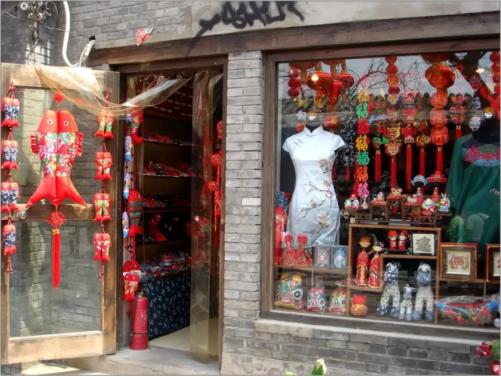 chinese-handicrafts-and-souvenirs-1024x770-1 chinese-handicrafts-and-souvenirs-1024x770-1