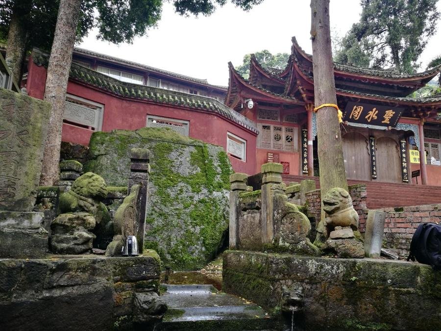 chunyang-hall-in-mount-emei chunyang-hall-in-mount-emei
