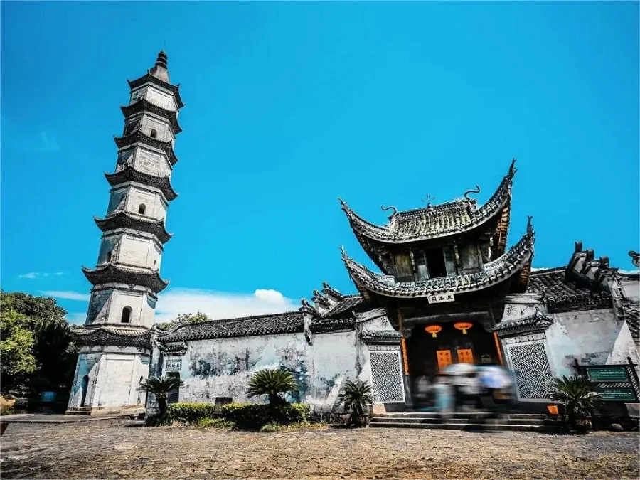 cloud-embracing-pagoda-complex-in-xinye-ancient-village-jpg cloud-embracing-pagoda-complex-in-xinye-ancient-village-jpg