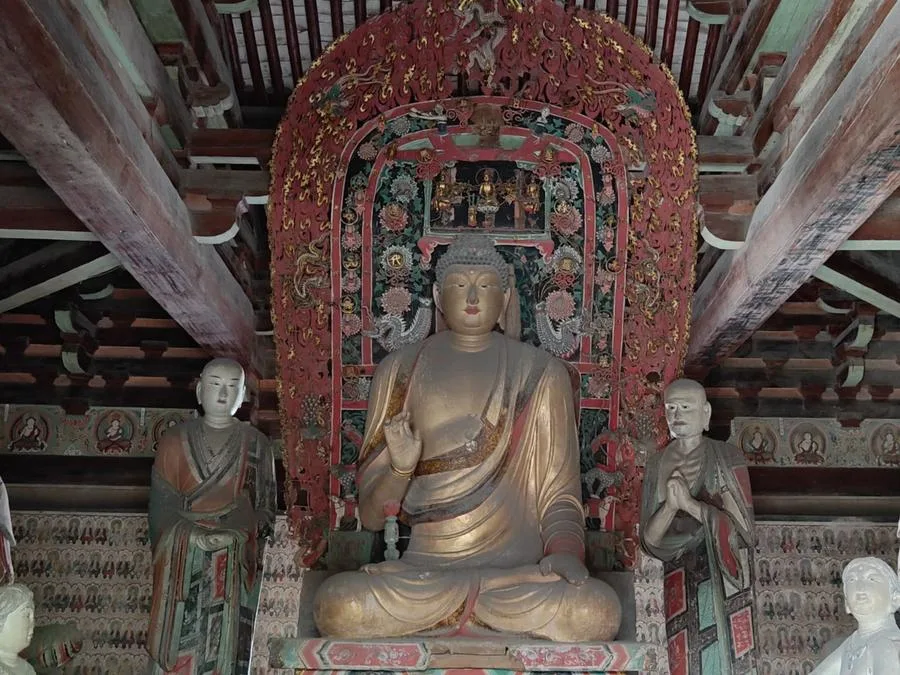 colored-sculptures-in-zhenguo-temple-jpg colored-sculptures-in-zhenguo-temple-jpg