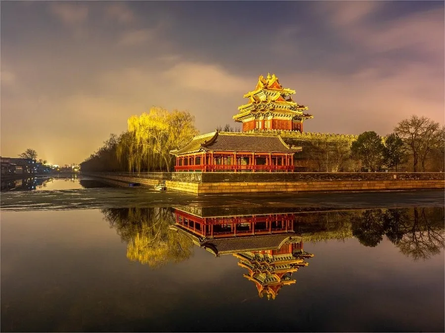 corner-towers-in-the-forbidden-city-jpg corner-towers-in-the-forbidden-city-jpg
