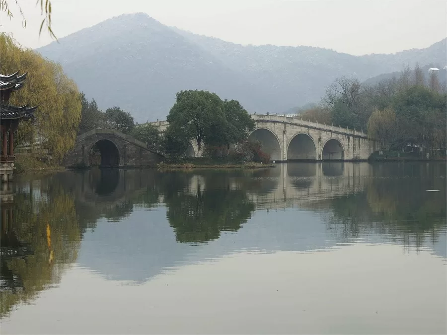 cross-lake-bridge-area-in-xianghu-lake-jpeg cross-lake-bridge-area-in-xianghu-lake-jpeg
