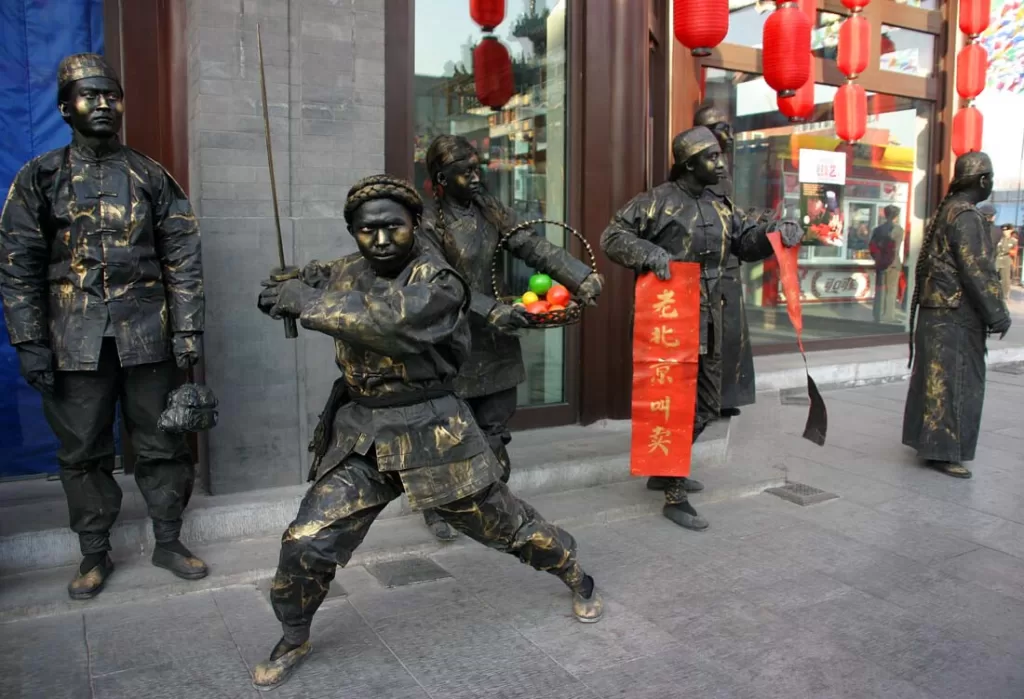 cultural-experiences-in-qianmen-street-1024x699-1 cultural-experiences-in-qianmen-street-1024x699-1