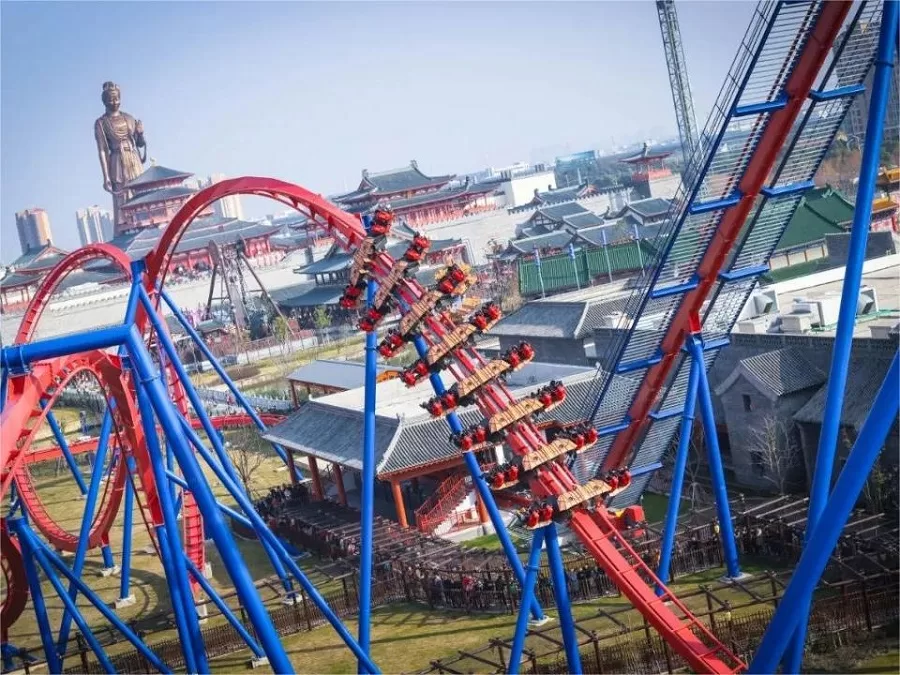 cutting-edge-rides-in-huayi-brothers-movie-world-jpeg cutting-edge-rides-in-huayi-brothers-movie-world-jpeg