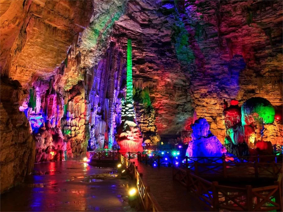 daan-cave-in-yunyang-longgang-scenic-area-jpg daan-cave-in-yunyang-longgang-scenic-area-jpg