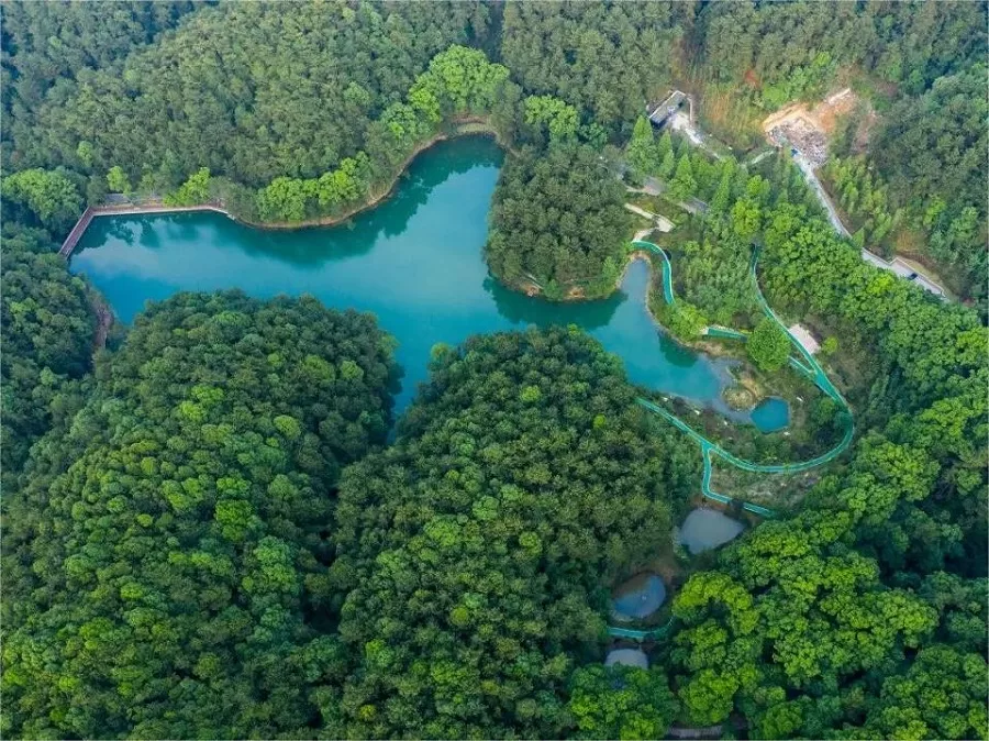 dai-lake-in-jinyun-mountain-jpg dai-lake-in-jinyun-mountain-jpg