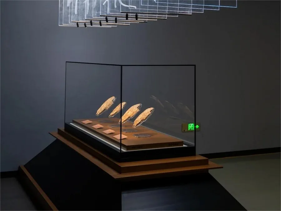 displays-in-yin-xu-museum-new-site-3-jpg displays-in-yin-xu-museum-new-site-3-jpg