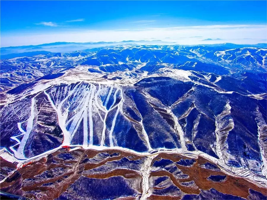diverse-terrain-in-wanlong-ski-resort-jpeg diverse-terrain-in-wanlong-ski-resort-jpeg