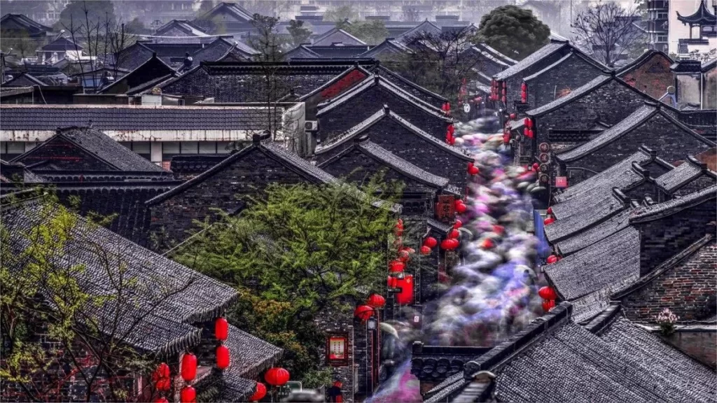 dongguan-street-yangzhou-1024x576-1