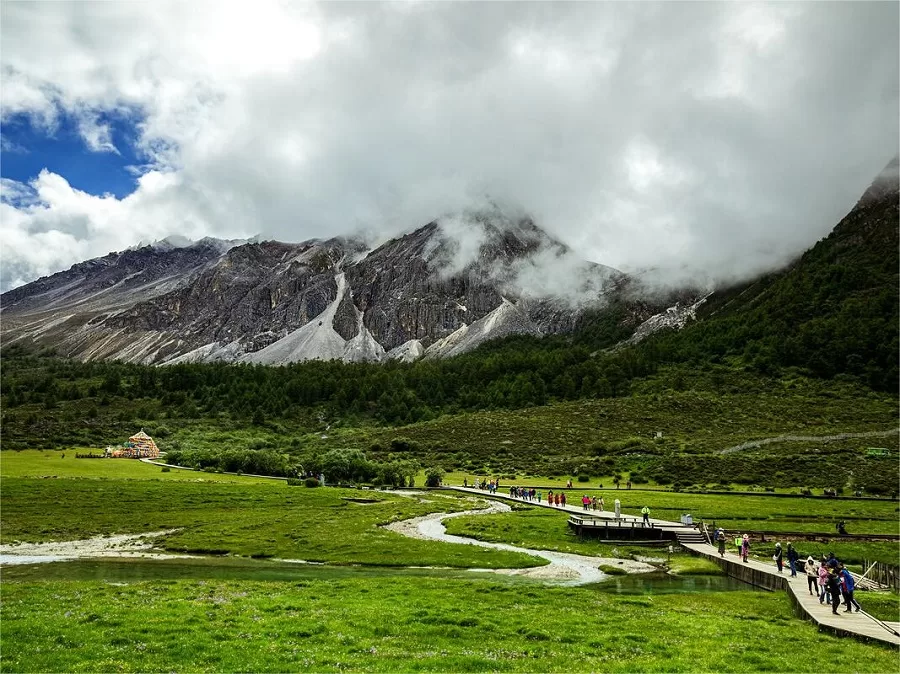 eco-tourism-and-sustainablity-in-luorong-cattle-farm-jpg eco-tourism-and-sustainablity-in-luorong-cattle-farm-jpg