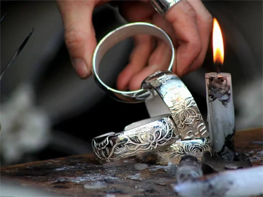 exquisite-handicrafts-in-xietang-old-street-jpeg exquisite-handicrafts-in-xietang-old-street-jpeg