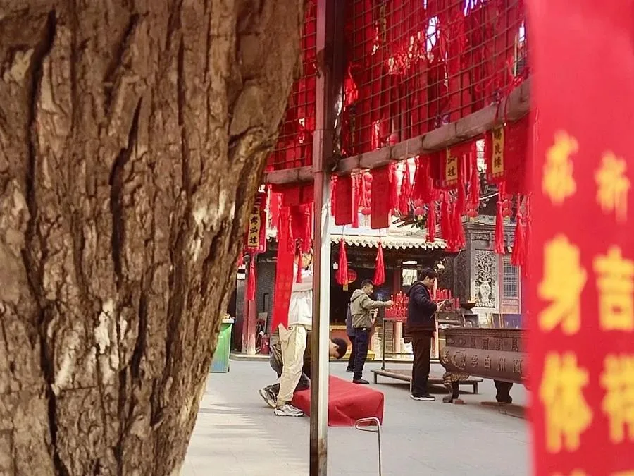 festivals-and-events-in-lanzhou-whilte-cloud-temple-jpg festivals-and-events-in-lanzhou-whilte-cloud-temple-jpg