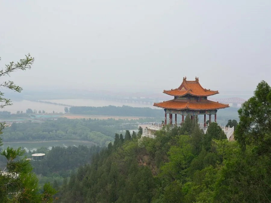 five-dragon-peak-in-yellow-river-scenic-area-jpg five-dragon-peak-in-yellow-river-scenic-area-jpg