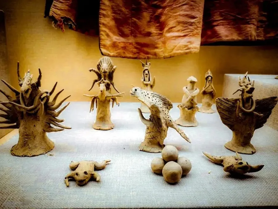 folk-art-exhibition-in-yunnan-nationalities-museum-jpg folk-art-exhibition-in-yunnan-nationalities-museum-jpg