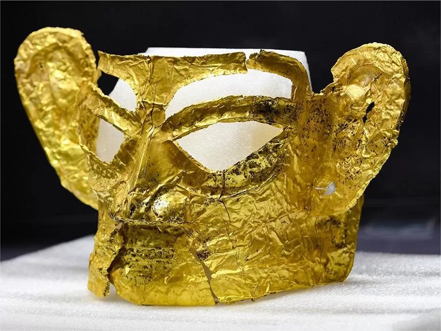 gold-marks-in-sanxingdui-museum-jpg gold-marks-in-sanxingdui-museum-jpg