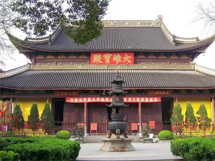 great-buddha-hall-in-tianning-temple-jpg great-buddha-hall-in-tianning-temple-jpg