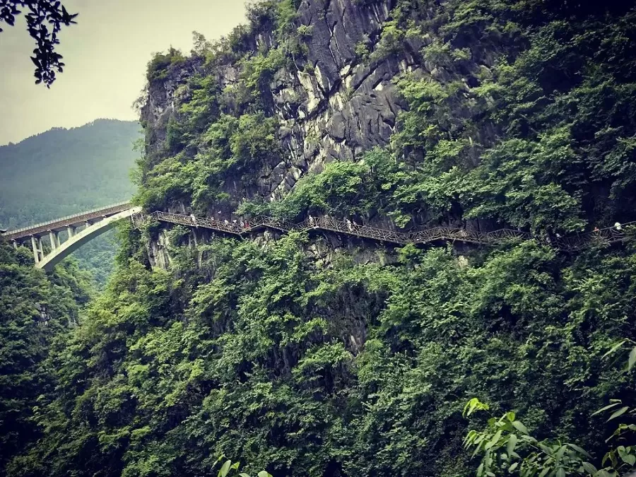 guandu-gorge-in-qiangjiang-city-grand-canyon-jpg guandu-gorge-in-qiangjiang-city-grand-canyon-jpg