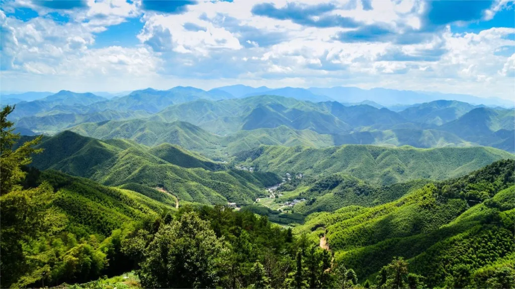 gushan-mountain-fuzhou-1024x576-4 gushan-mountain-fuzhou-1024x576-4