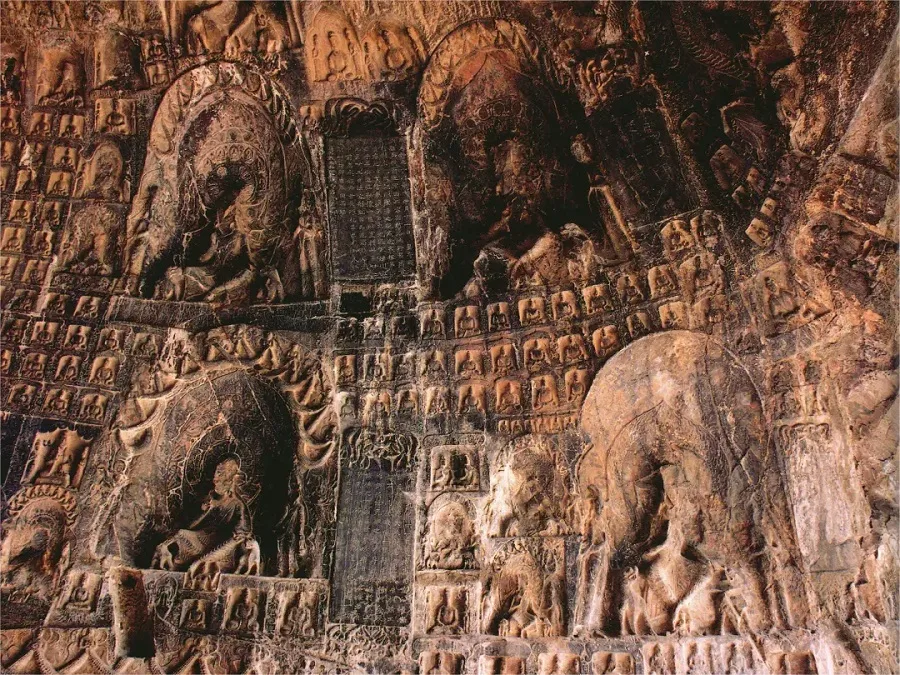 guyang-cave-in-longmen-grottoes-jpg guyang-cave-in-longmen-grottoes-jpg