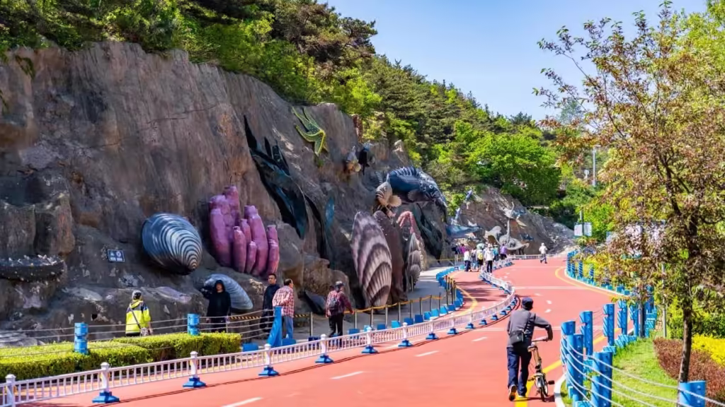 haizhiyun-park-dalian-1024x576.avif_-1