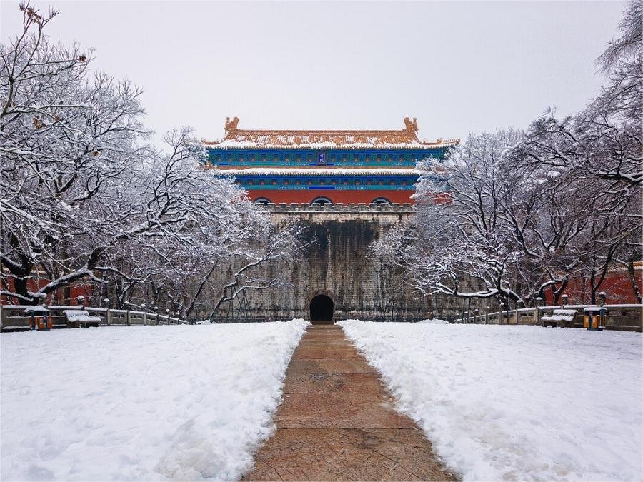 hall-of-eminent-favor-in-ming-xiaoling-mausoleum hall-of-eminent-favor-in-ming-xiaoling-mausoleum