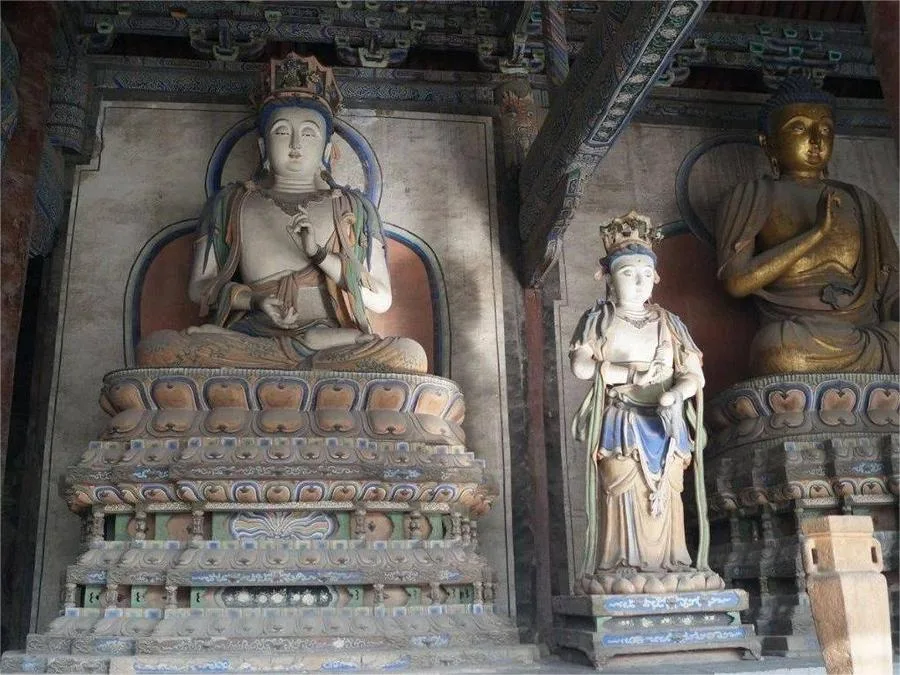 hall-of-three-saints-in-shanhua-temple-jpg hall-of-three-saints-in-shanhua-temple-jpg