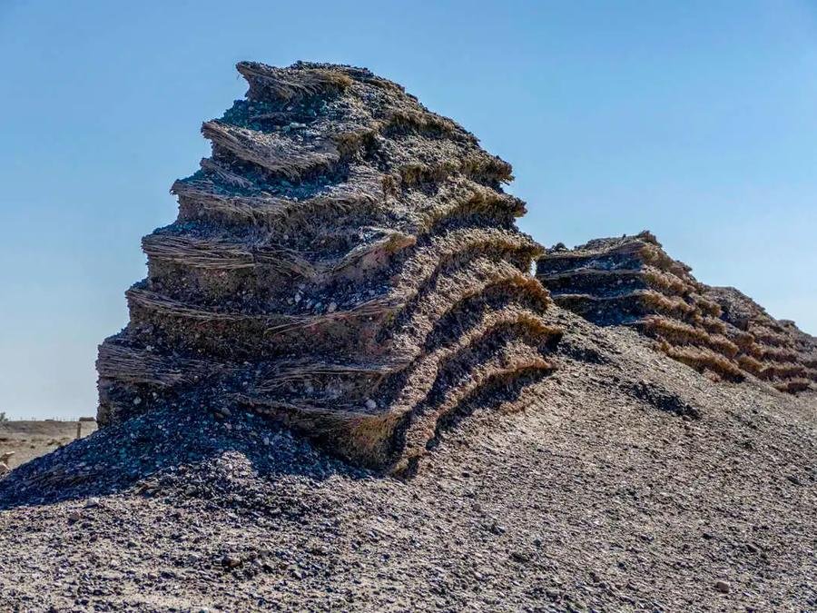 han-great-wall-in-dunhuang han-great-wall-in-dunhuang