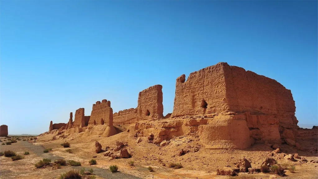 hecang-city-dunhuang-1024x576-3
