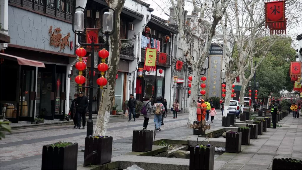 hefang-street-hangzhou-5-1024x576-1 hefang-street-hangzhou-5-1024x576-1